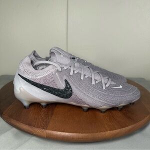 Nike Phantom GX II Elite AG PRO Grip Soccer Cleat HF4357-001 Men’s 7/Women’s 8.5